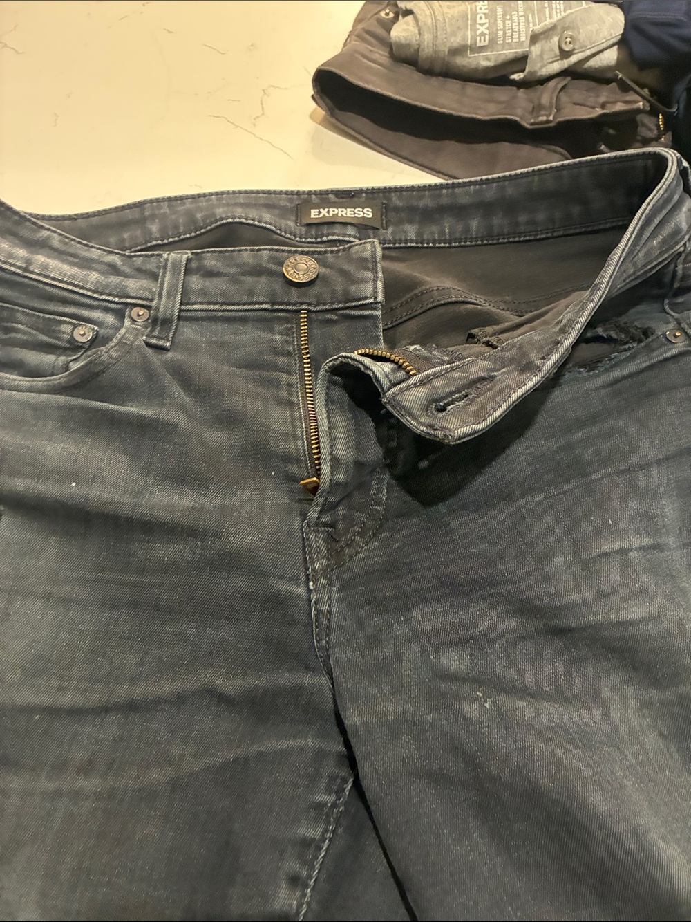 Express Men’s Indigo Slim Straight Jeans